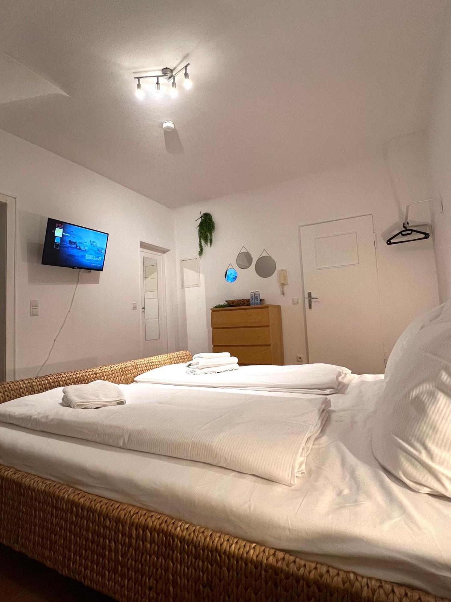 Stadtoase Wohnung Nahe Hauptbahnhof Кобленц Екстериор снимка